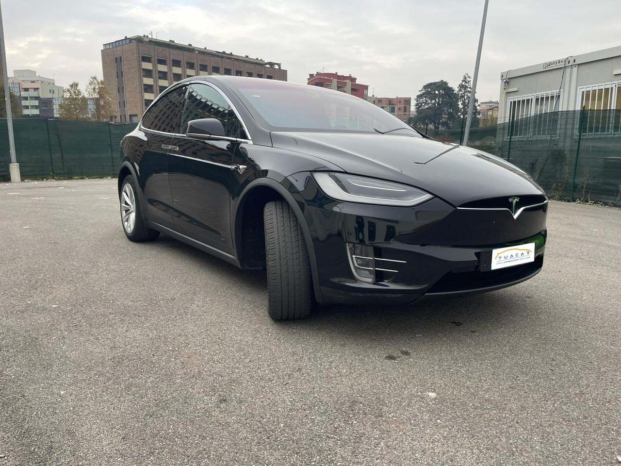 Tesla Model X Long Range 100 D