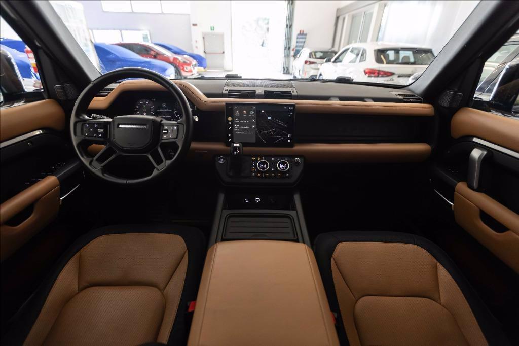 LAND ROVER Defender 110 Hard Top 3.0d i6 mhev HSE awd 250cv auto del 2022