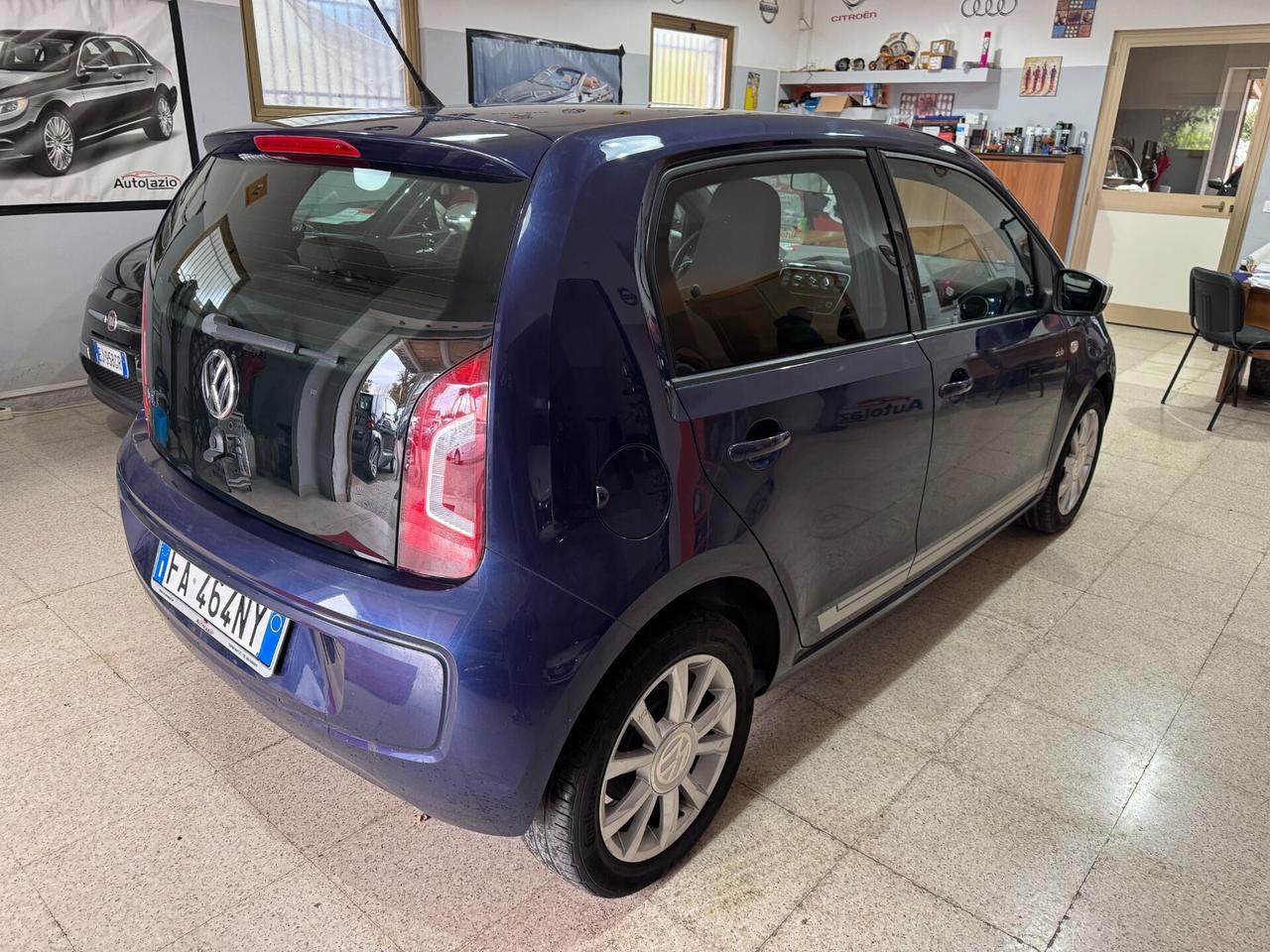 Volkswagen up! 1.0 5p. club 60 cv. OK NEOPATENTATI