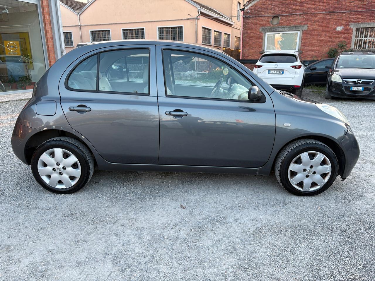 Nissan Micra 1.2 Metano -Cambio Automatico -5porte