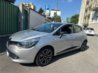 Renault Clio 1.2 75CV 5 porte Zen - ok neopatentati