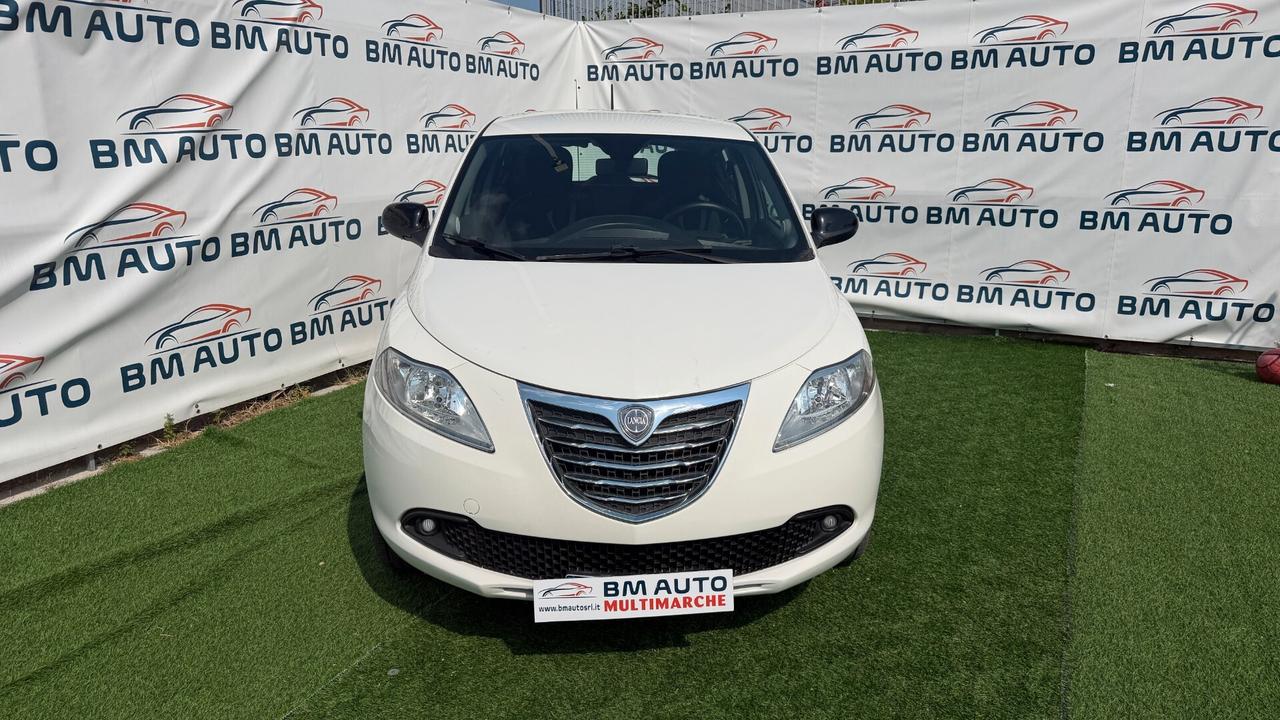Lancia Ypsilon 0.9 BENZINA / METANO TwinAir 85 CV 5 porte Ecochic GARANTITA