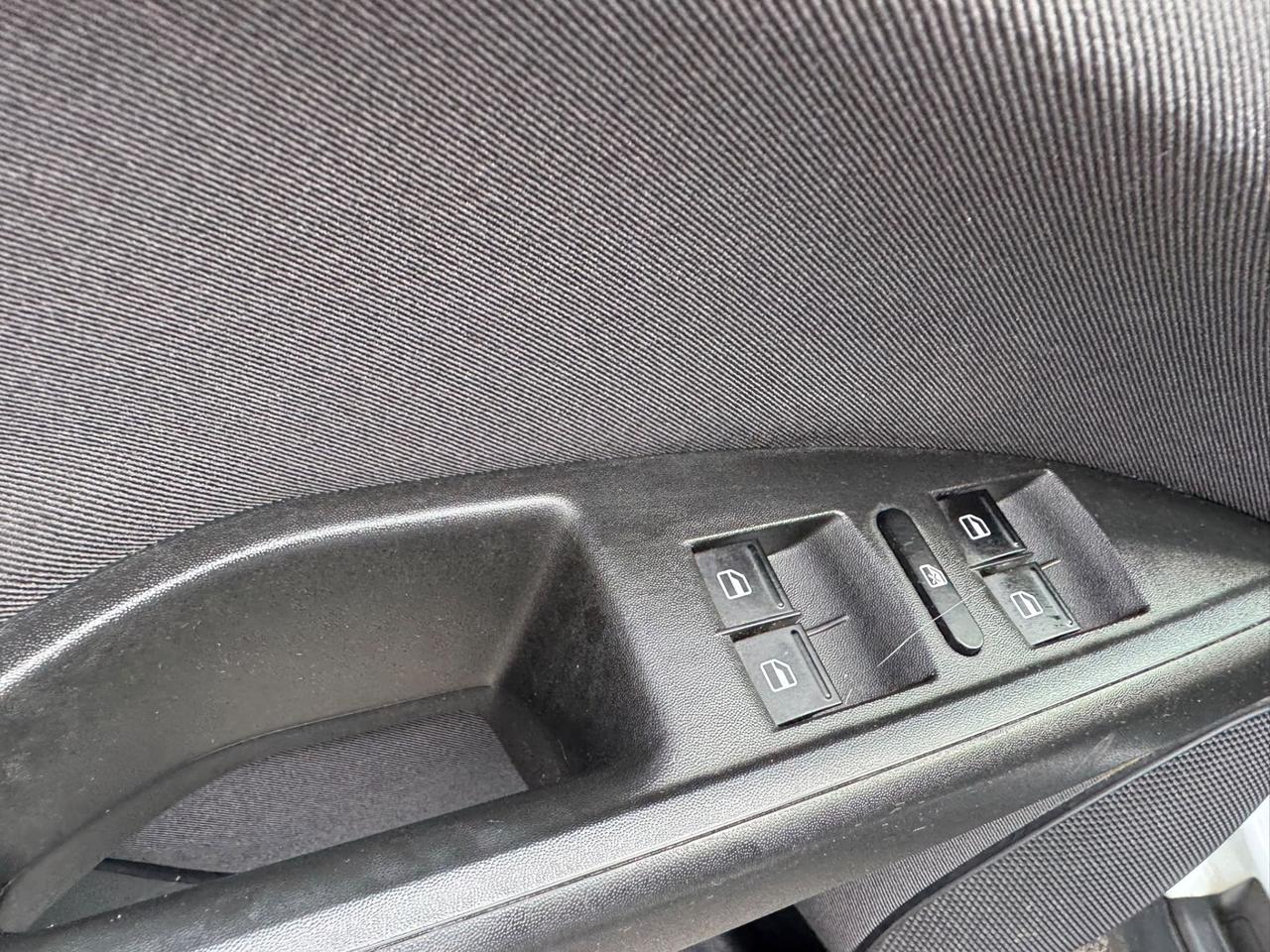 Seat Altea Anno 2013 1.6 Diesel AUTOMATICO EURO5 NEOPATENTATI