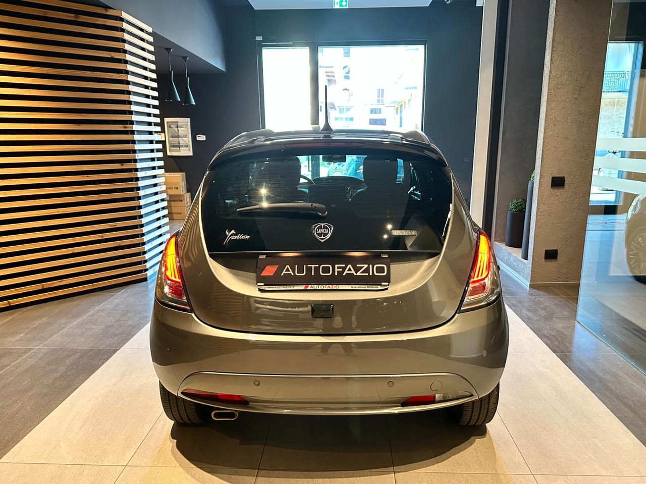 Lancia Ypsilon 1.0 FireFly 5 porte S&S Hybrid Gold Plus