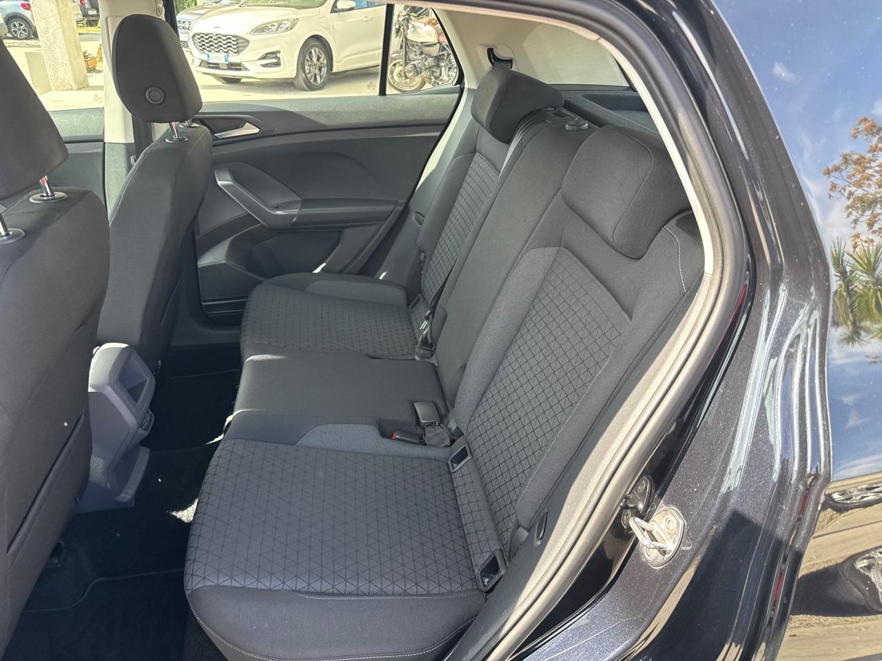 Volkswagen T-Cross 1.6 TDI DSG SCR Advanced BMT