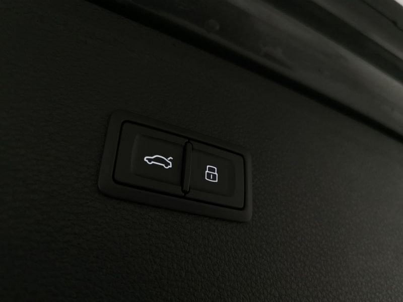 Audi Q5 40 2.0 tdi mhev 12V S line quattro s-tronic