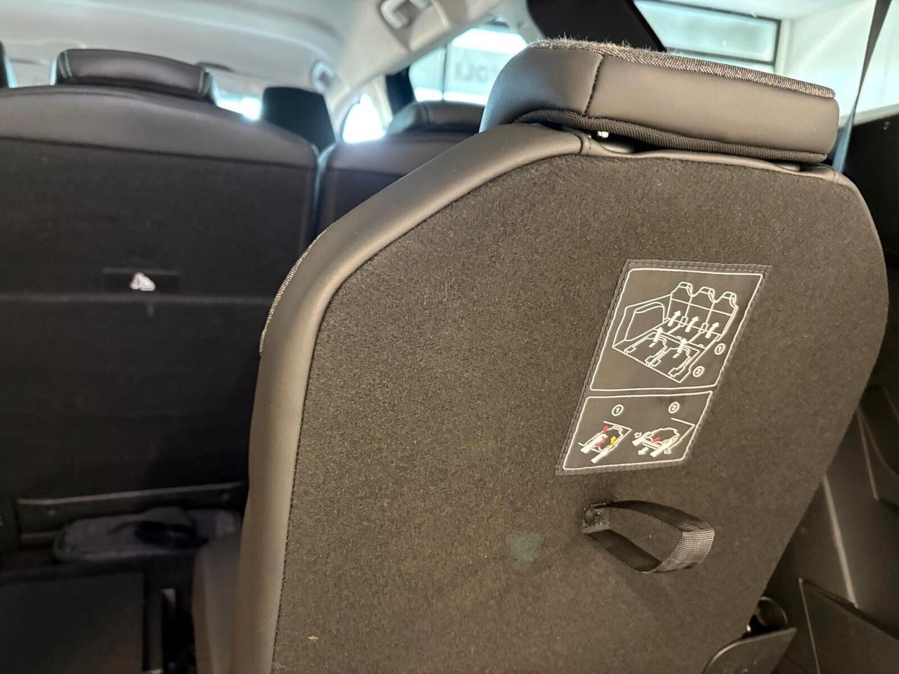 Peugeot 5008 ALLURE PACK BlueHDi 130 EAT8 7 posti SPOTICAR