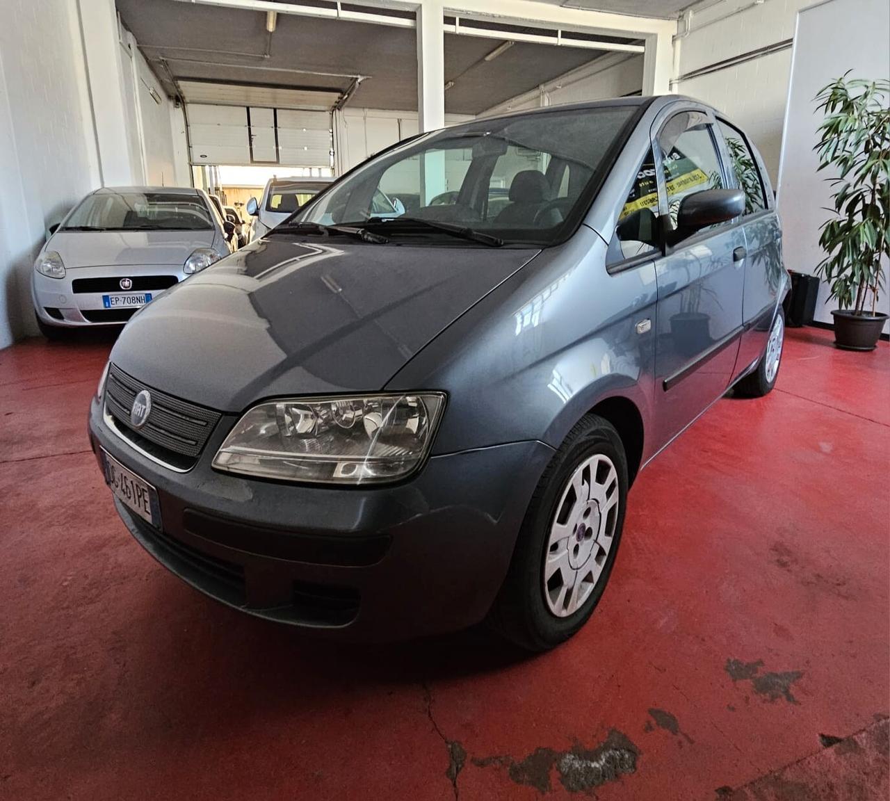 Fiat Idea 1.4 BlackEnergy Gpl