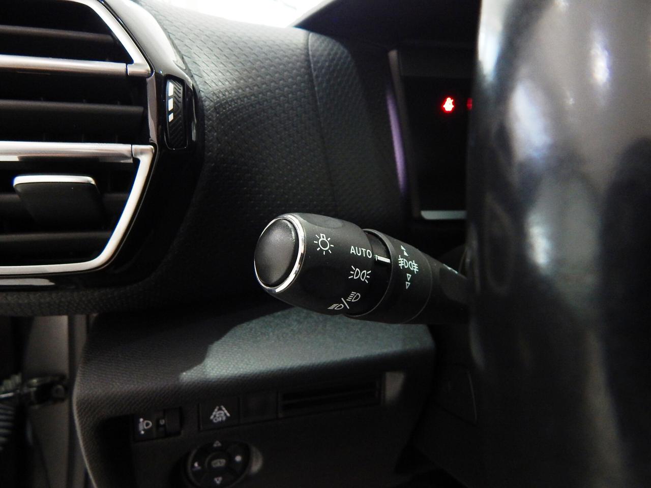 Citroen C4 1.5 bluehdi Shine EAT8 S&S TETTO-NAVI-PELLE-LED