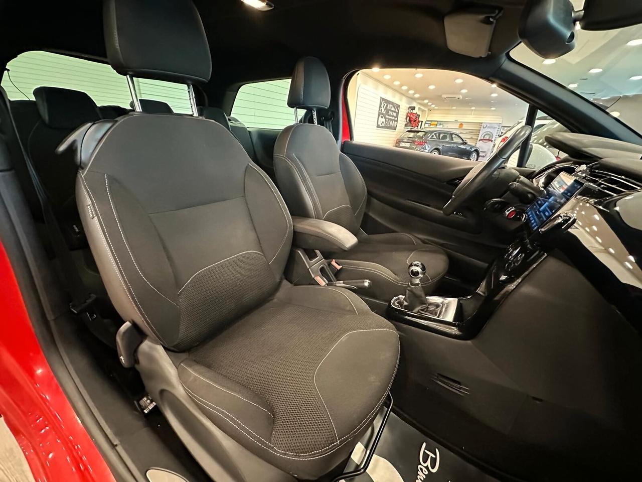 DS3 3 1.4 HDi 70 Just Black