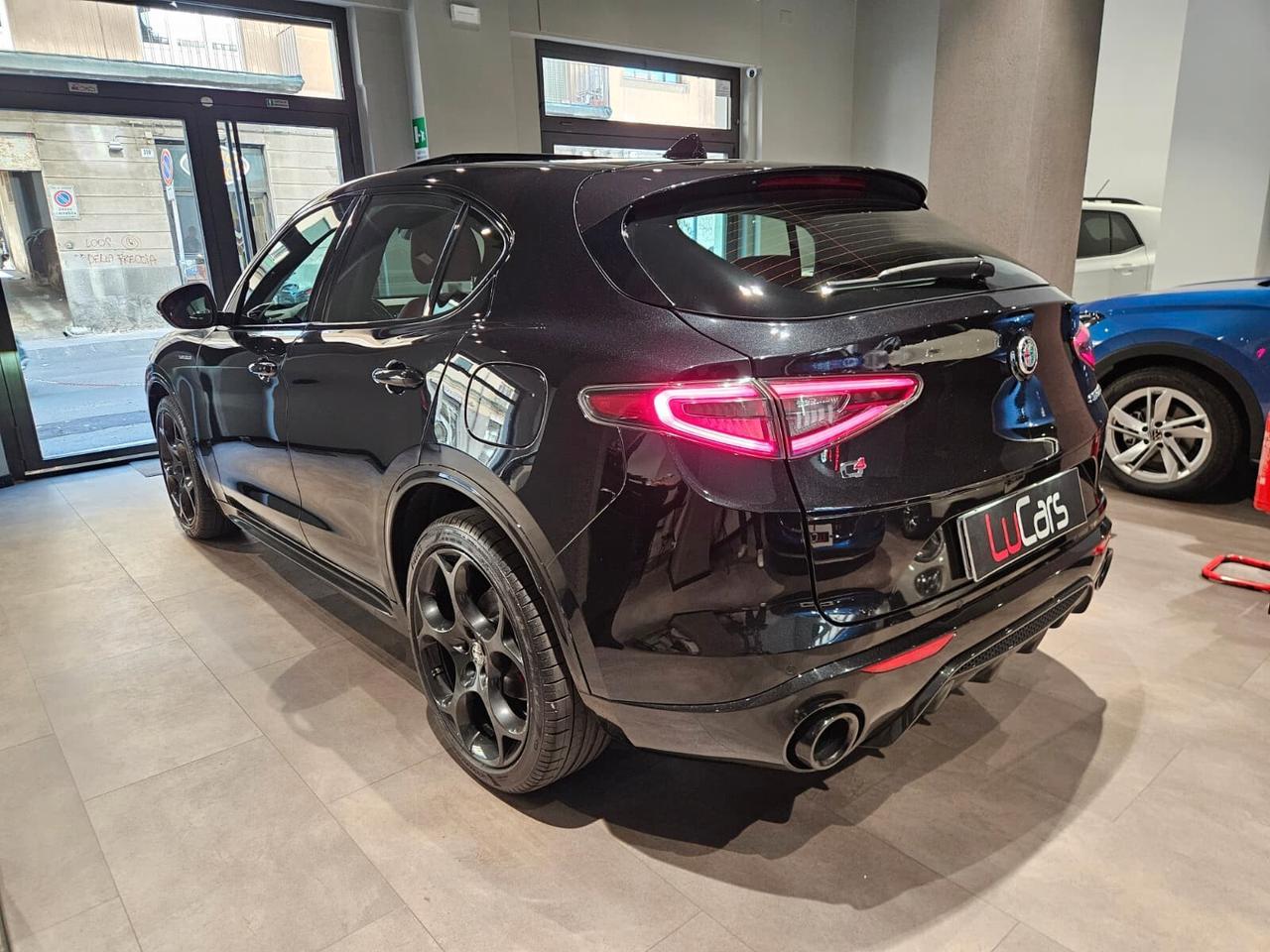 Stelvio 2.2d 210 CV AT8 Q4 Veloce Tetto 22K KM IVA ESP