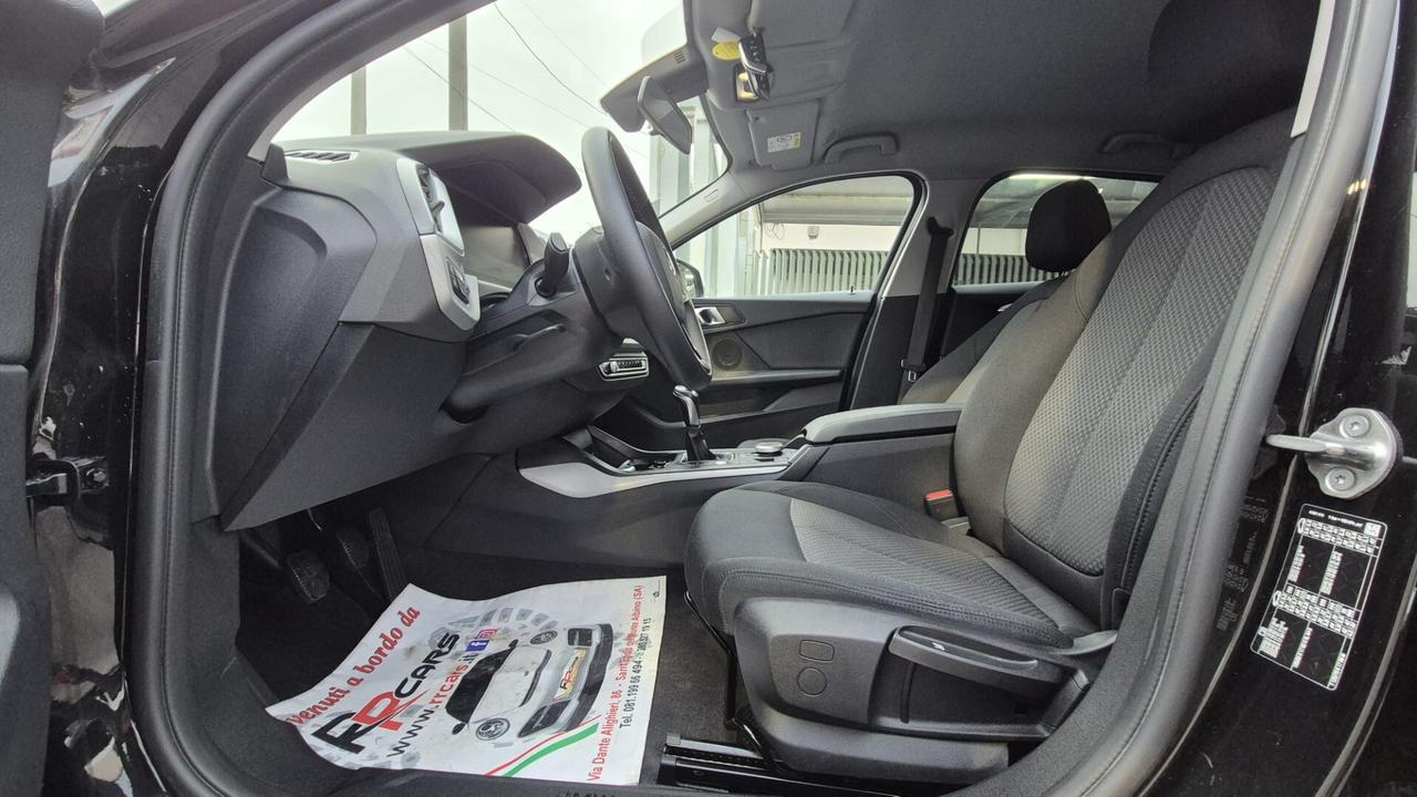 Bmw 116 116d 5p. Advantage