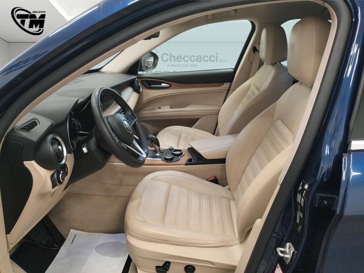 Alfa Romeo Stelvio 2.2 Turbodiesel 150 CV AT8 RWD Business