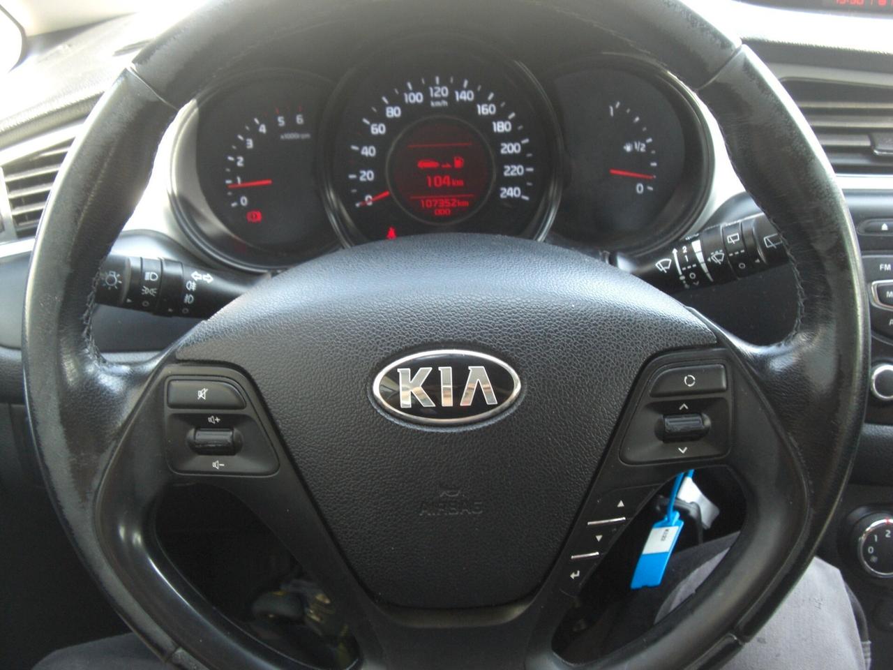 Kia Ceed cee'd 1.6 CRDi 110 CV 5 porte Cool