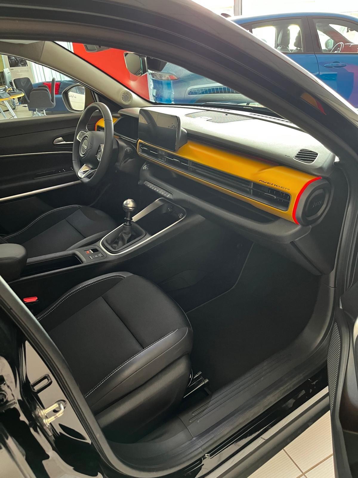 Jeep Avenger 1.2 Turbo 100 CV Summit