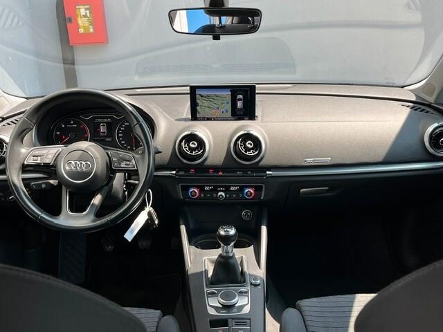Audi A3 1.6 TDI 116 CV Business