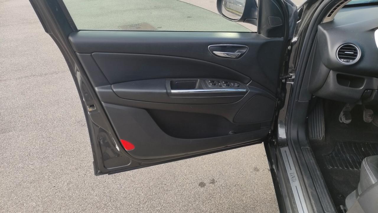 Lancia Delta 1.4 T-Jet Gold Ecochic GPL NEOPATENTATI - 2012