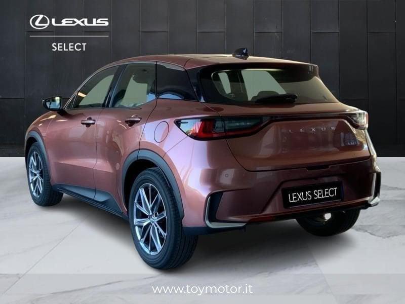 Lexus LBX Hybrid Relax