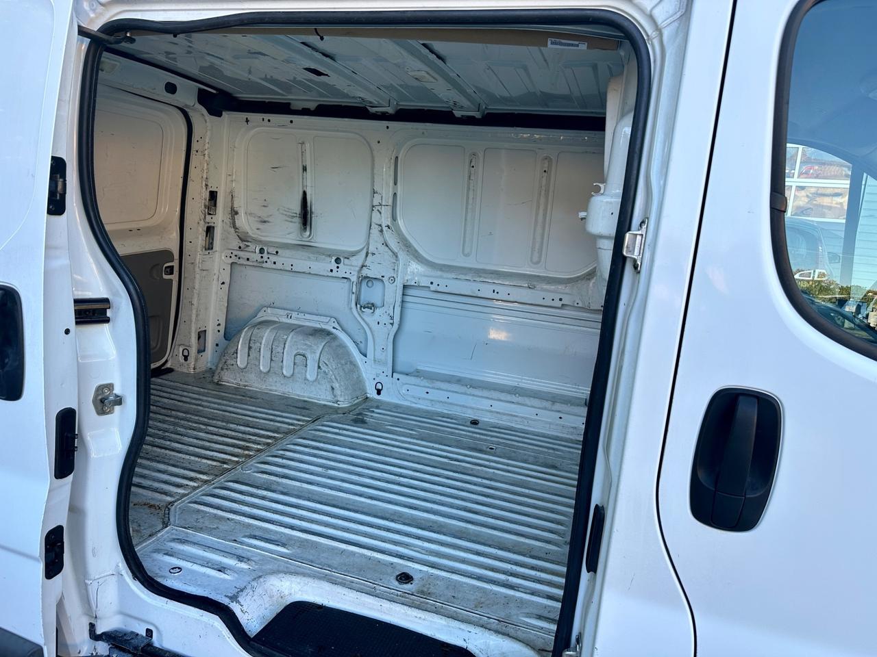 Renault Trafic T27 2.0 dCi/115 PC-TN Furgone DPF