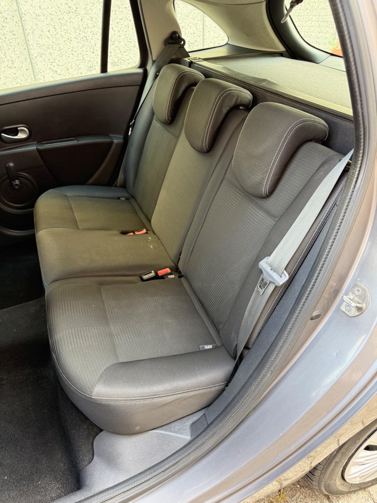 Renault Clio 1.5 dCi 75CV SporTour Navi*Clima*Neopatentati