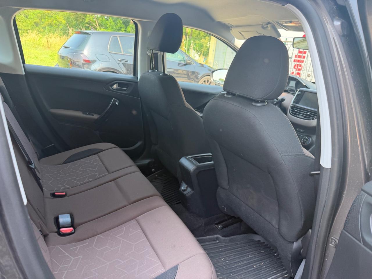Peugeot 2008 PureTech 82 Active