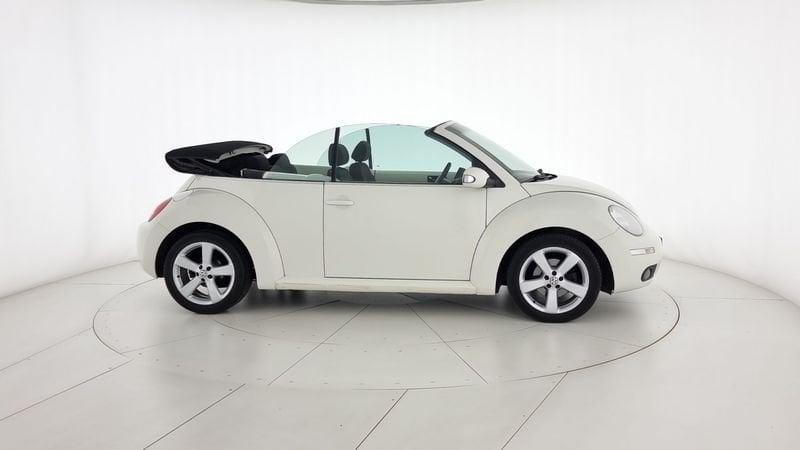 Volkswagen New Beetle 2.0 Cabrio Automatico