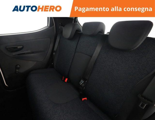 LANCIA Ypsilon 1.0 FireFly 5 porte S&S Hybrid Ecochic Silver