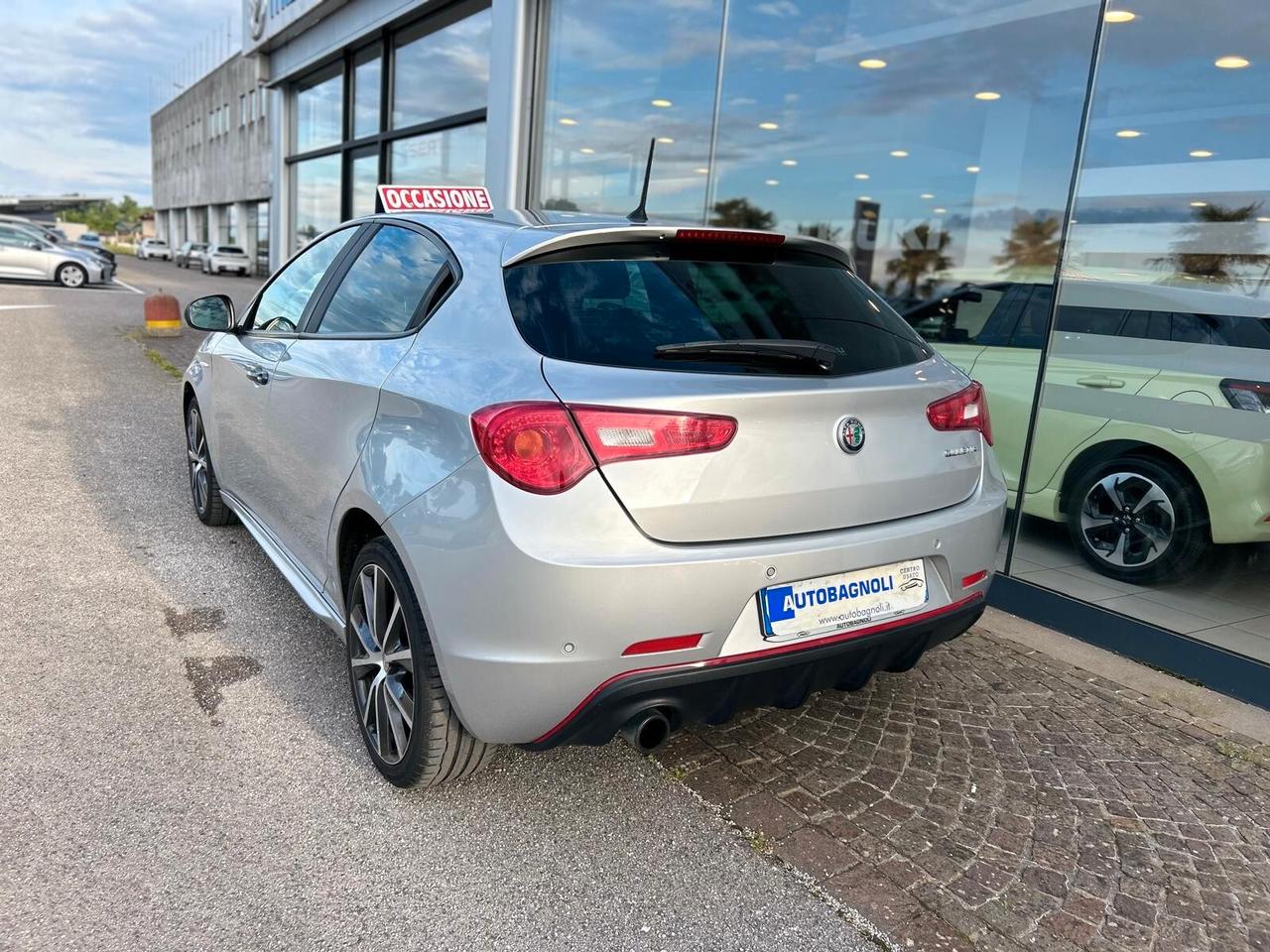 Alfa Romeo Giulietta SPORT 1.4 Turbo 6mt PACK CARBON VELOCE