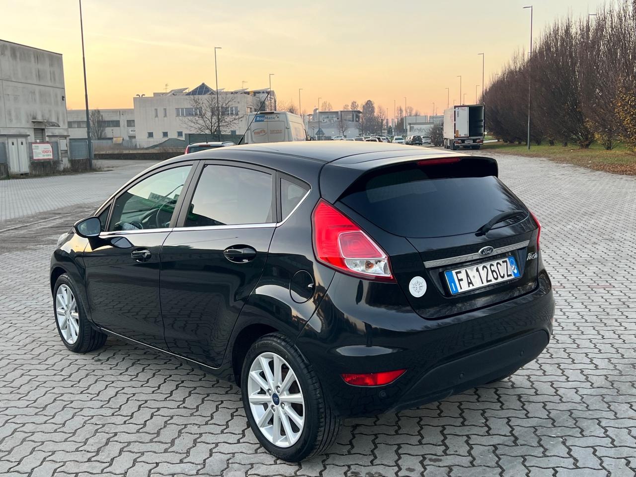 Ford Fiesta 1.4 5p. Bz.- GPL Titanium