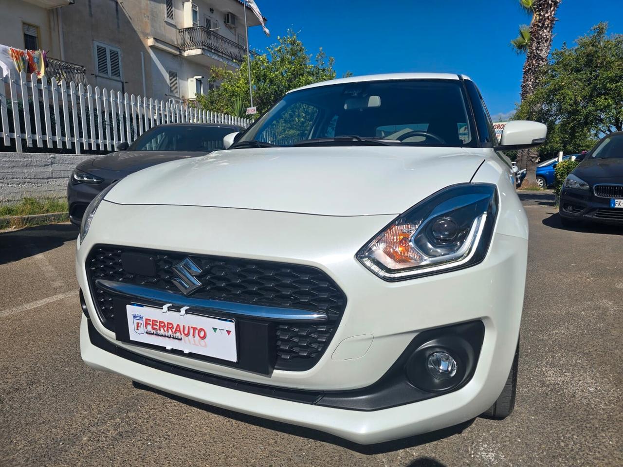 SUZUKI SWIFT 1.2 HYBRID 83CV TOP EDITION FULL PERLATO