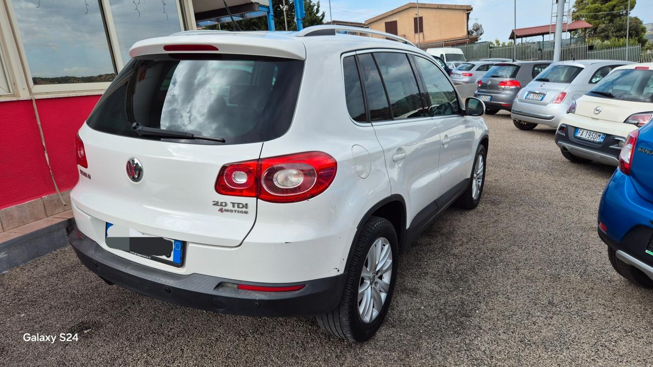 Volkswagen Tiguan 2.0 TDI DPF 4MOTION DSG Sport & Style