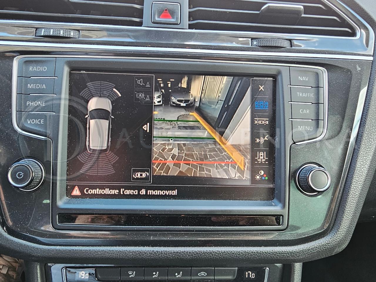 Volkswagen Tiguan 2.0 TDI SCR DSG 4MOTION Business BMT#LED#NAVI #COCKPIT#CARPLAY