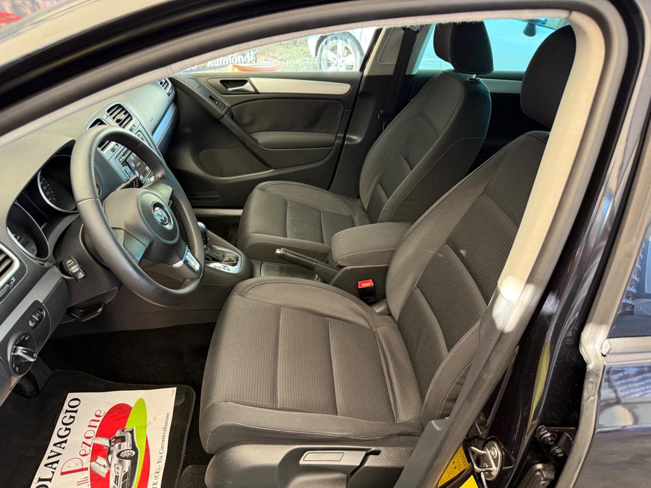 Volkswagen Golf 1.6 TDI DPF DSG 5p. Highline