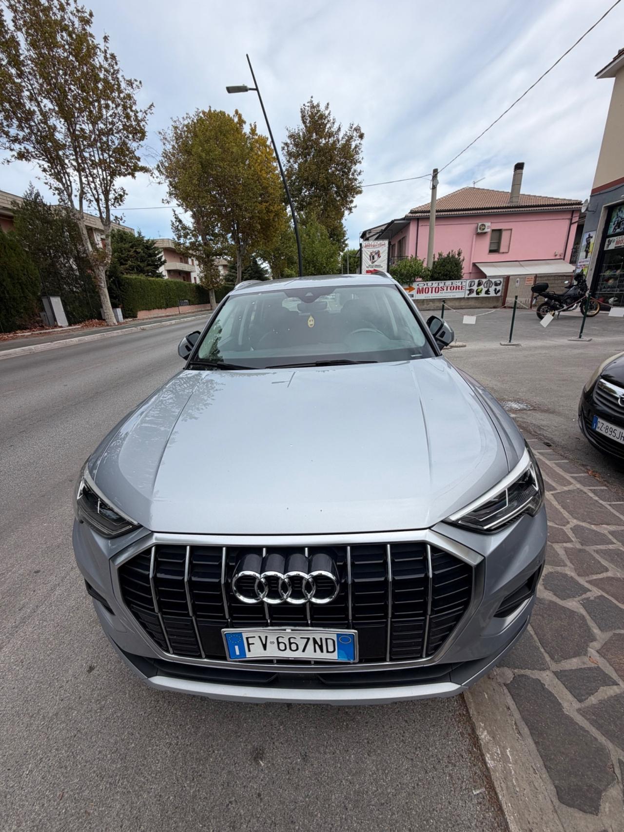 Audi Q3 2.0 TDI 150 CV quattro S tronic edition Sport 24 MESI GARANZIA