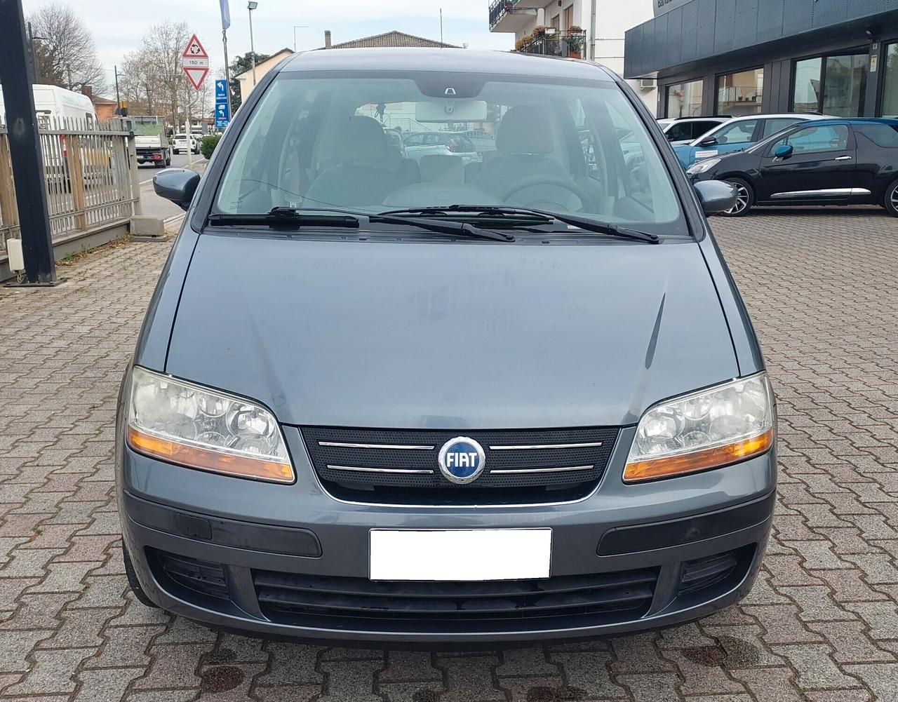 Fiat Idea 1.4 16V Active