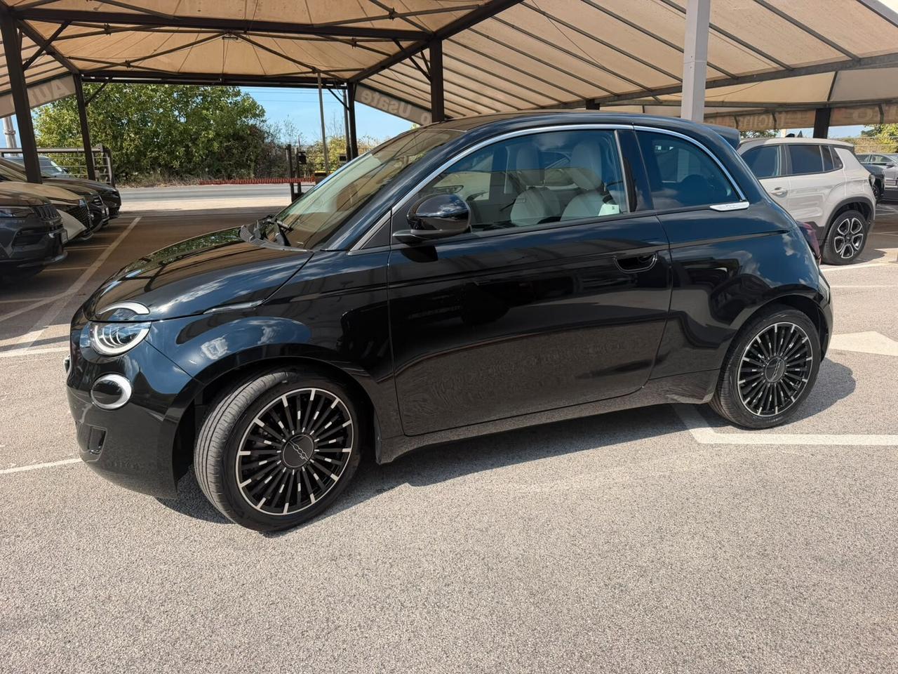 500 Berlina 1.0 Hybrid Icon PACK STYLE