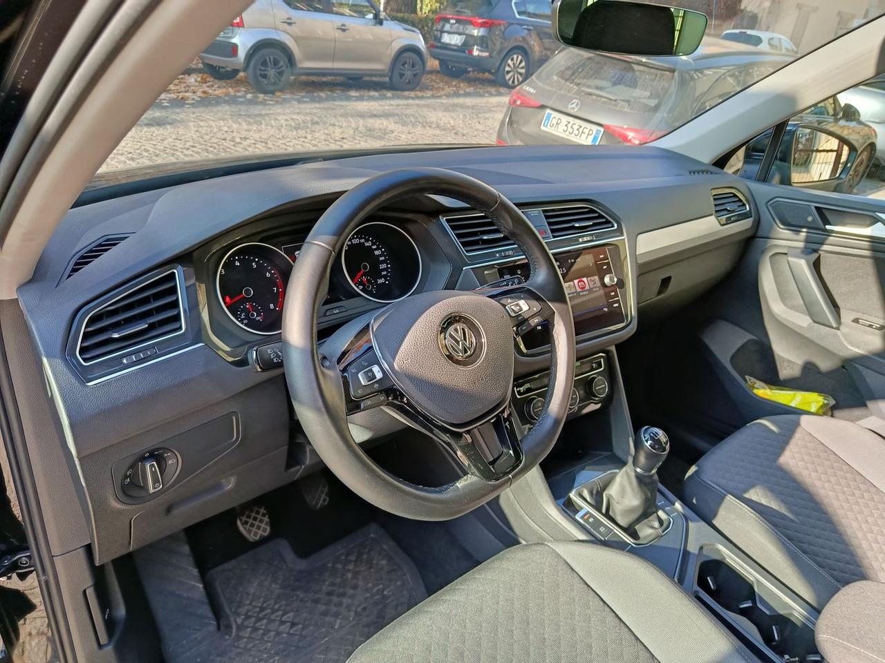 Volkswagen Tiguan Business 1.5 TSI #7809