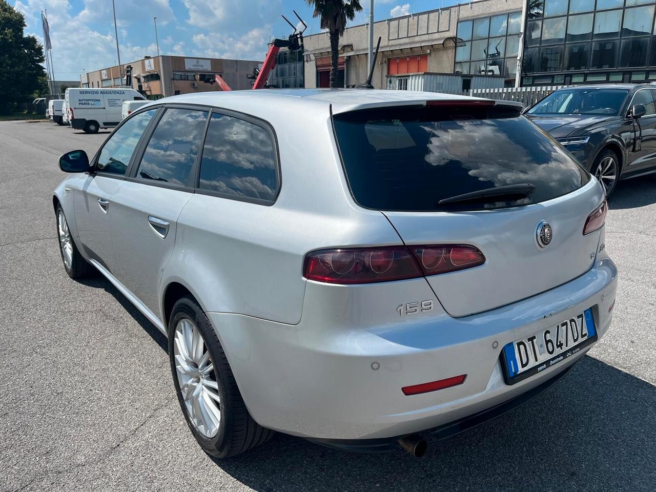 Alfa Romeo 159 1.9 JTDm Sportwagon Distinctive