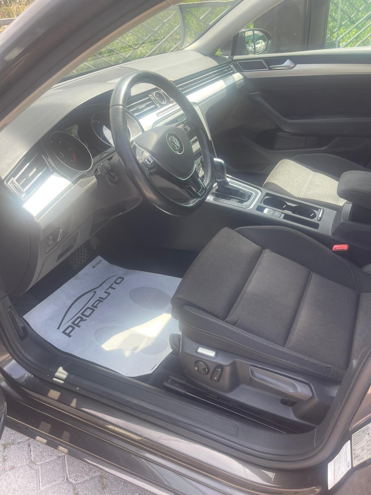 Volkswagen Passat Variant 2.0 TDI DSG Highline BlueMotion Technology