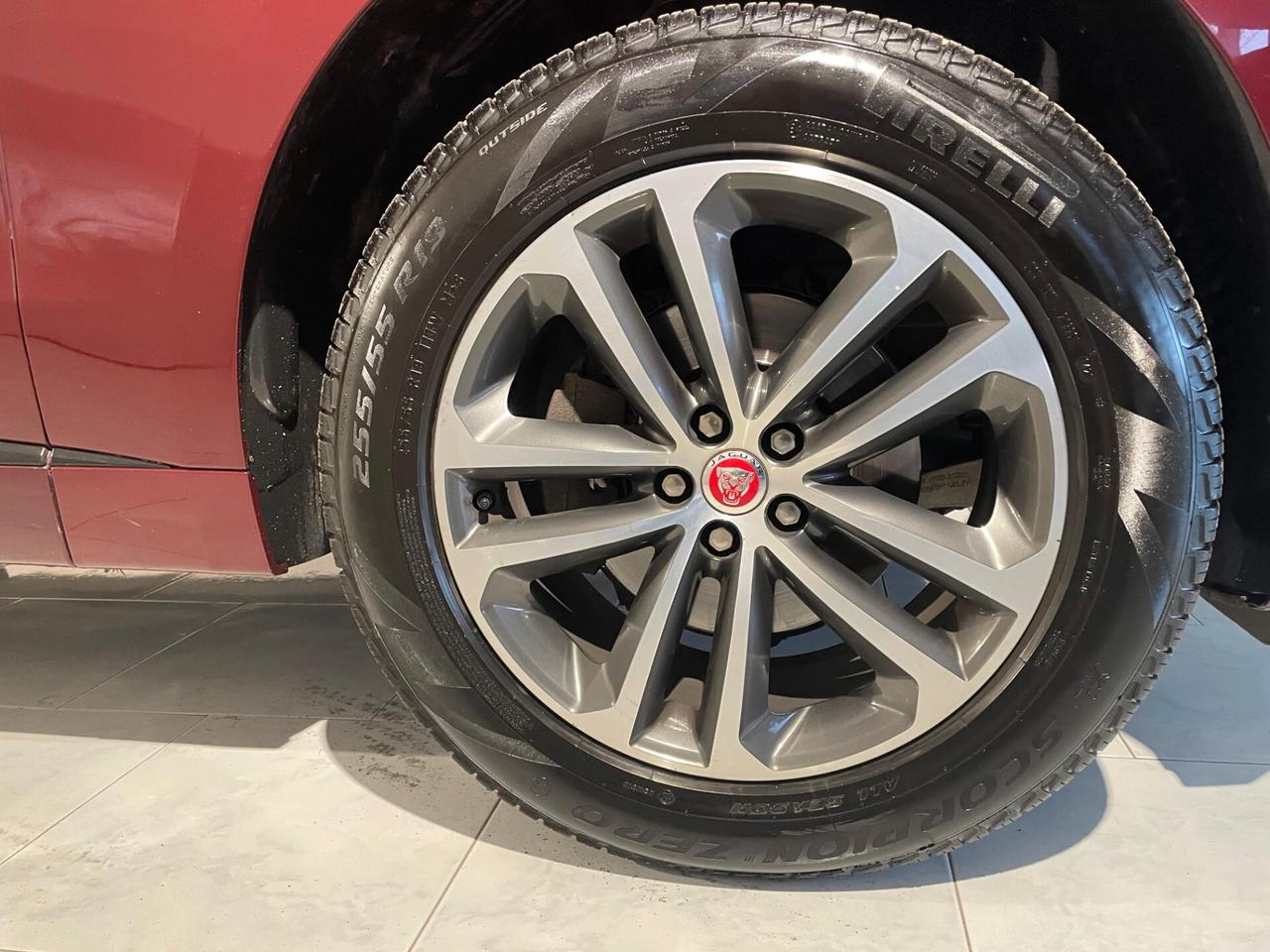 Jaguar F-Pace 2.0 D 180CV AUTOMATICA R-SPORT
