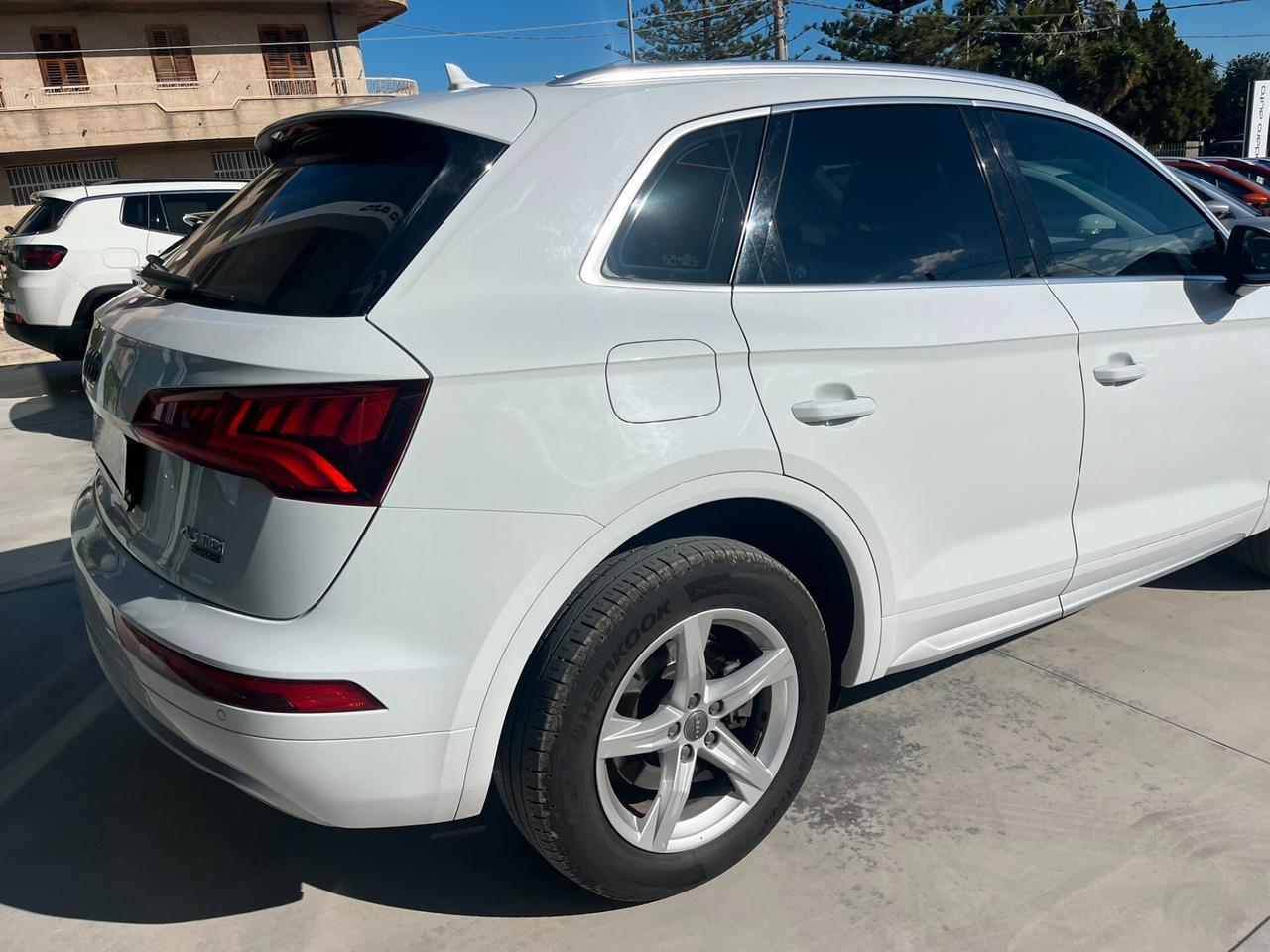 Audi Q5 2.0 TDI quattro S tronic Business Sport