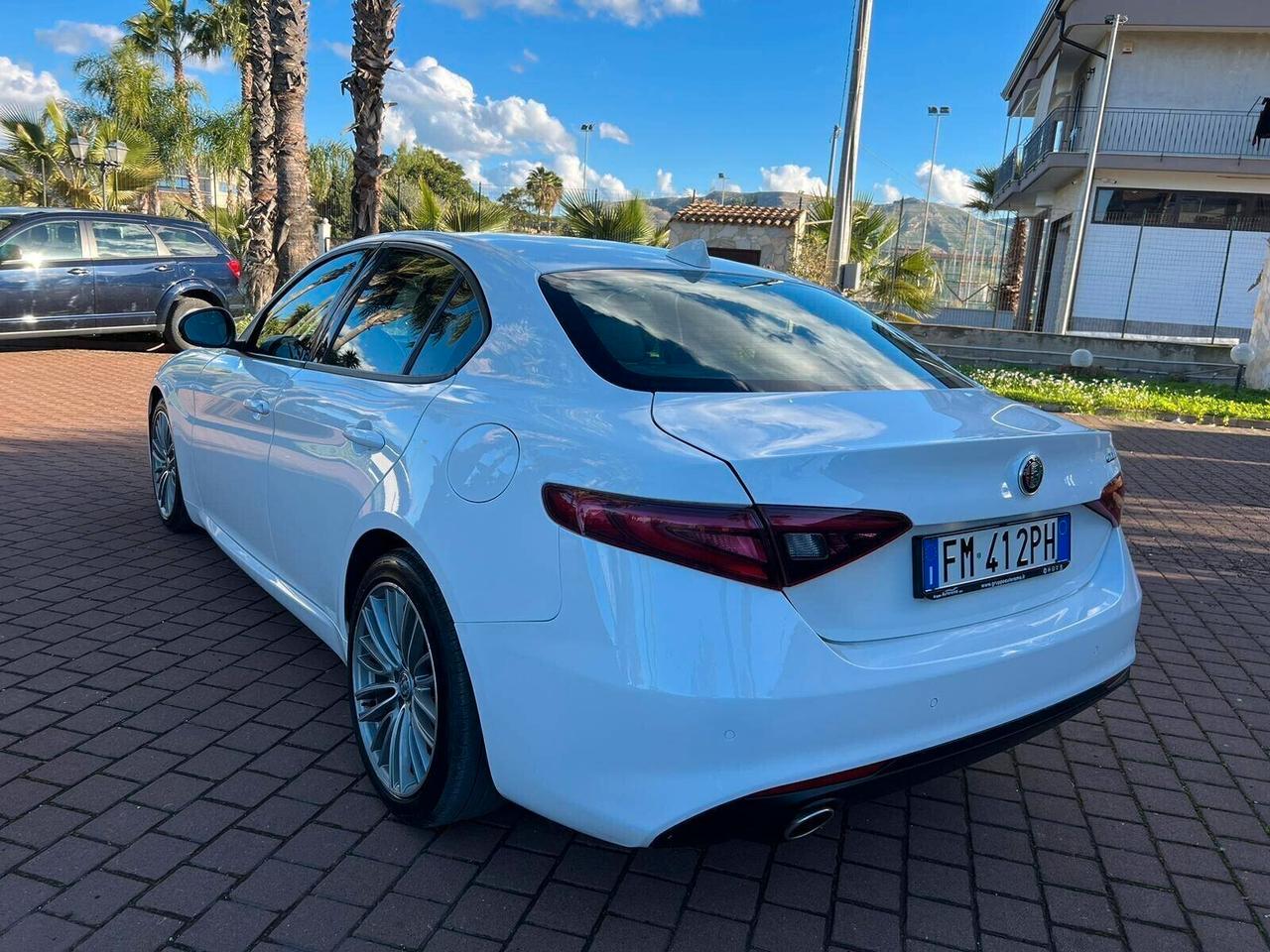 Alfa Romeo Giulia 2.2 Turbodiesel 150 CV AT8 Super