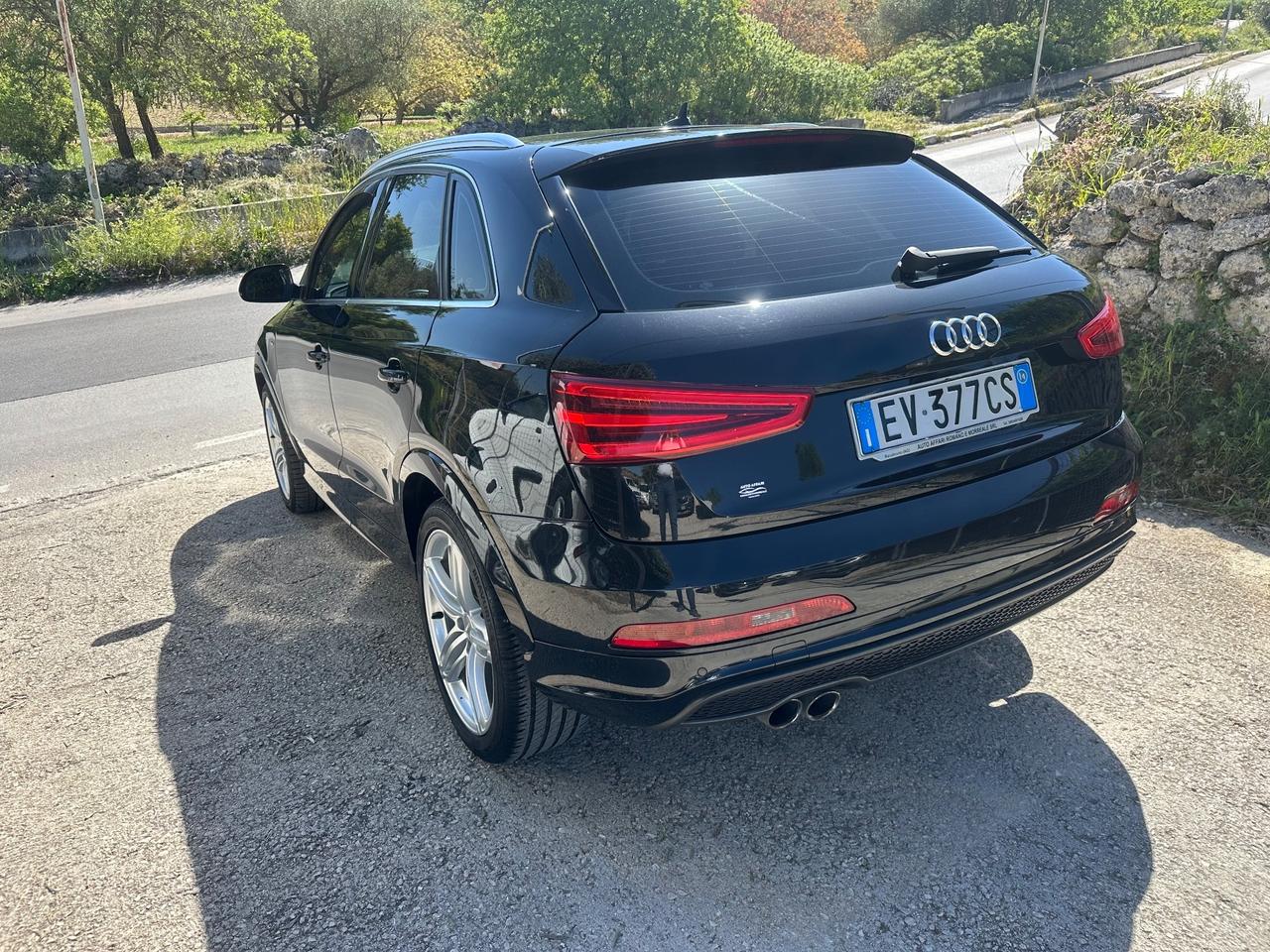 Audi Q3 2.0 TDI S Line 140 cavalli