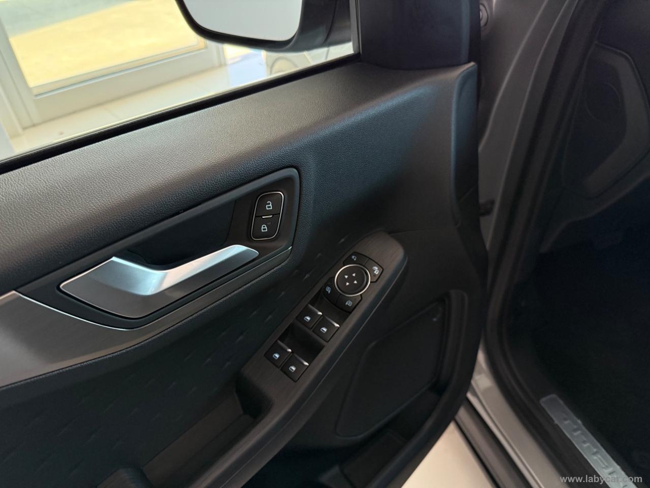 FORD Kuga 2.5 Plug In Hybr.225CV CVT 2WD Tit.