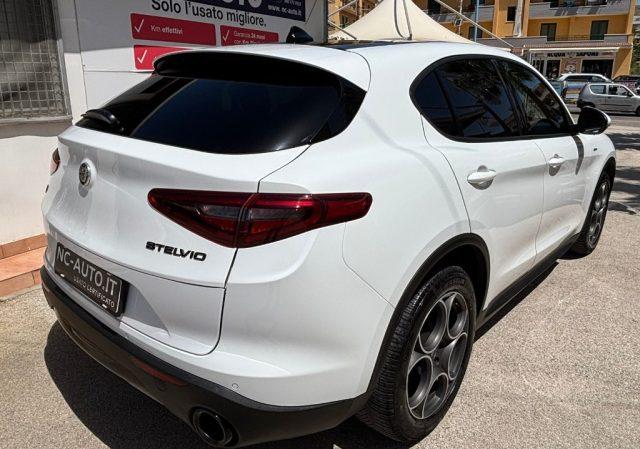 ALFA ROMEO Stelvio 2.0 Turbo 200 CV AT8 Q4 Sprint