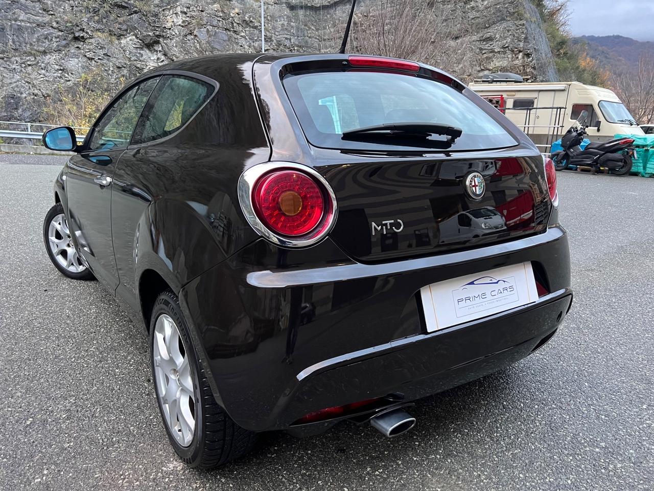 Alfa Romeo MiTo 1.6 JTDm 16V Distinctive Sport Pack