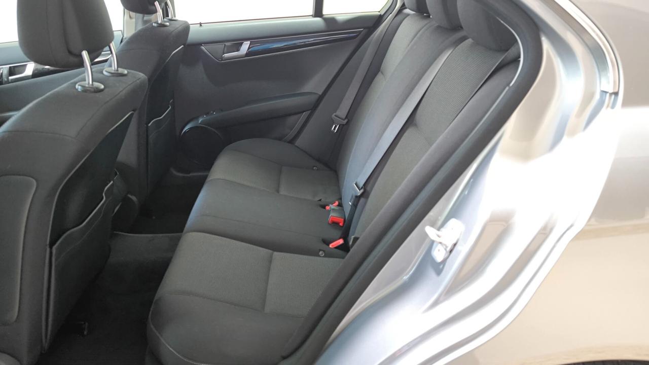 Mercedes-benz C 200 CDI BlueEFFICIENCY Executive