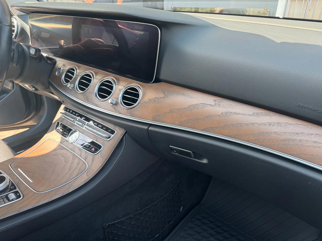 Mercedes-benz E 220 d S.W. 4Matic Auto Premium Plus