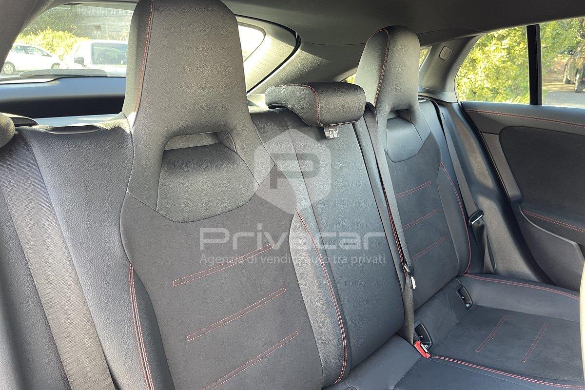 MERCEDES CLA 180 Automatic Shooting Brake Premium