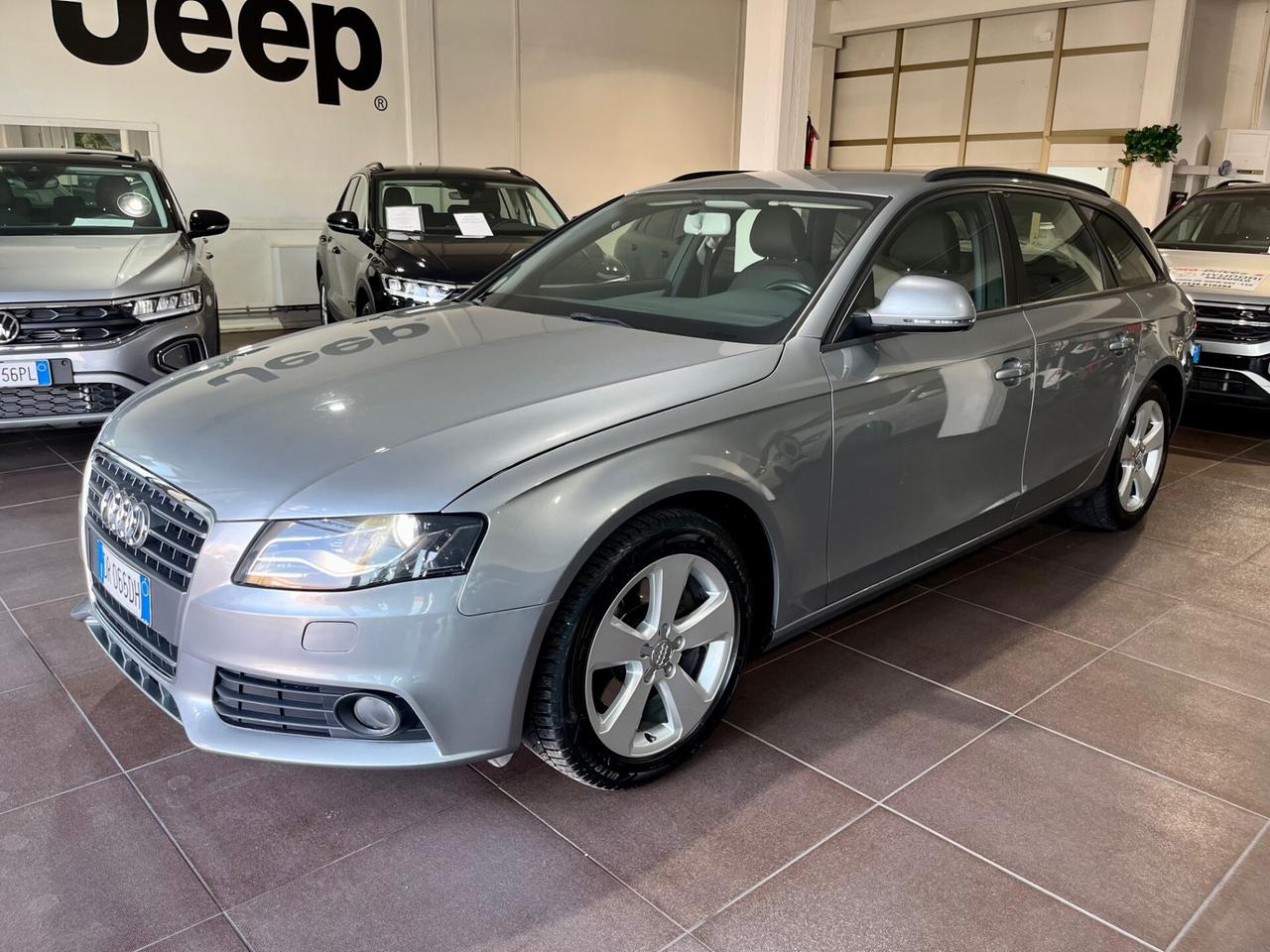 Audi A4 Avant 2.0 TDI 143CV Advanced BOOK SERVICE COMPLETO